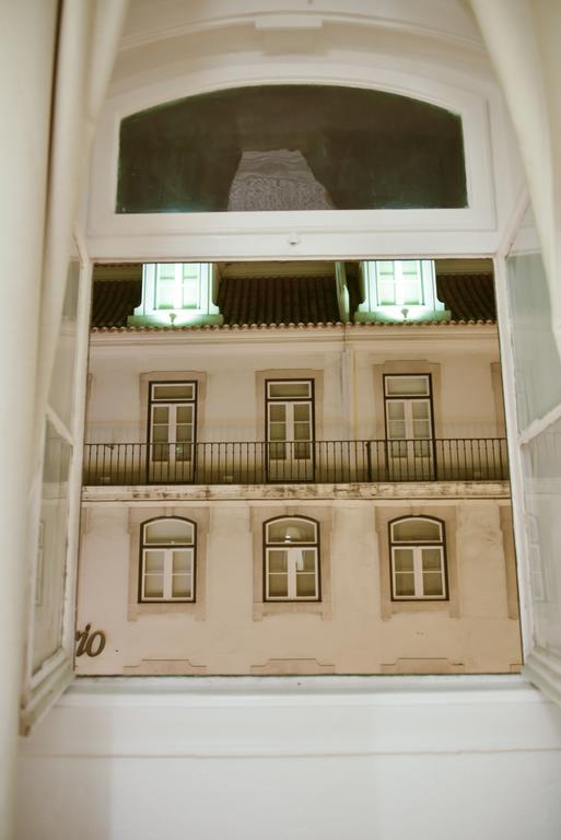 B Lissabon